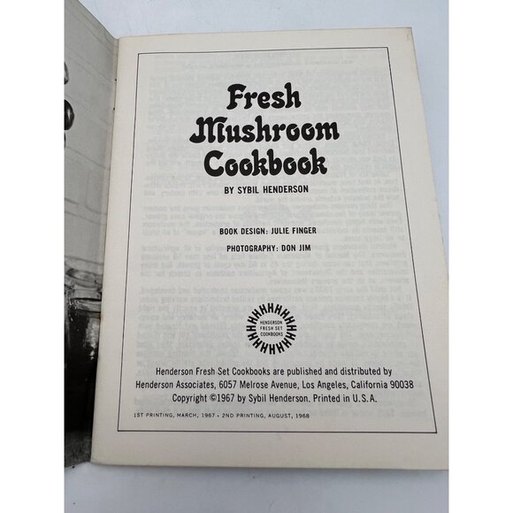 Vintage Mushroom Cookbooks 1968 Fresh Mushroom & 1956 Mushrooms In Your Menu - Picture 7 of 9